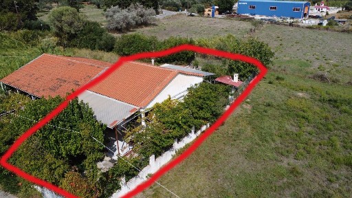 Μονοκατοικία, 65τ. μ.