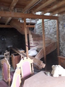 Μονοκατοικία, 100τ. μ.