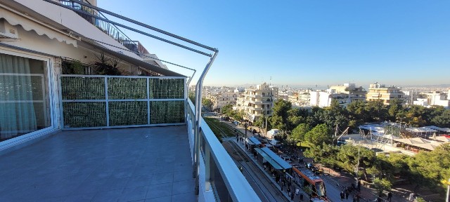 Κέντρο, Νέα Σμύρνη (Αθήνα - Νότια Προάστια), Λεωφόρος Βενιζέλου Ελευθερίου, 33, Νέα Σμύρνη Ελλάδα, 17123