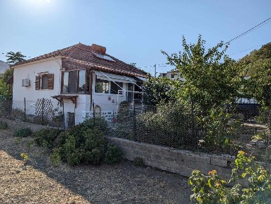 Μονοκατοικία, 85τ. μ.