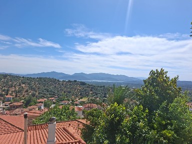 Μονοκατοικία, 50τ. μ.
