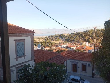 Μονοκατοικία, 85τ. μ.