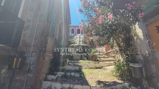 Μονοκατοικία, 80τ. μ.