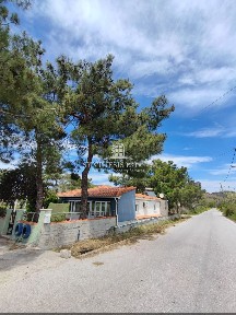 Μονοκατοικία, 95τ. μ.