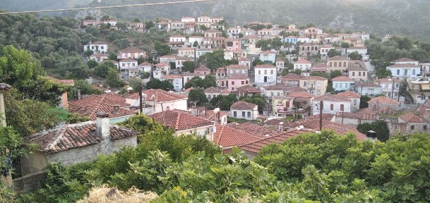 Μονοκατοικία, 90τ. μ.
