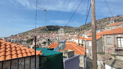 Μονοκατοικία, 90τ. μ.