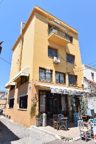 Κτίριο, 232τ. μ.