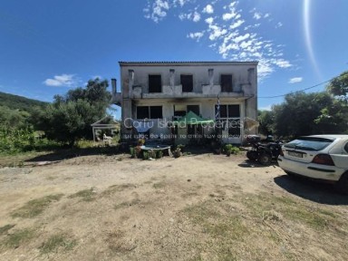 Κτίριο, 200τ. μ.