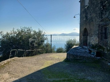 Διαμέρισμα, 215τ. μ.