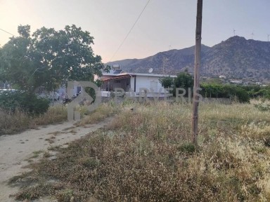 Μονοκατοικία, 60τ. μ.