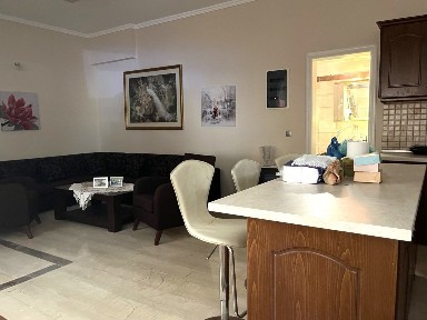 Συγκρότημα διαμερισμάτων, 250τ. μ.