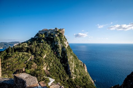 Κτίριο, 70τ. μ.