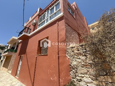 Μονοκατοικία, 200τ. μ.