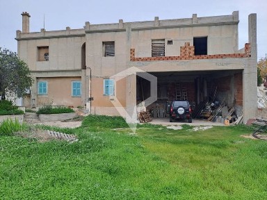 Μονοκατοικία, 265τ. μ.