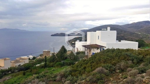 Μονοκατοικία, 240τ. μ.