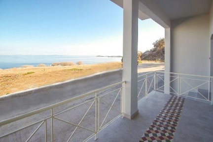 Μονοκατοικία, 83τ. μ.