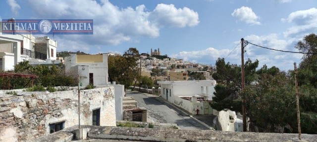 Μονοκατοικία, 90τ. μ.