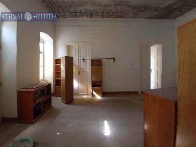 Μονοκατοικία, 280τ. μ.