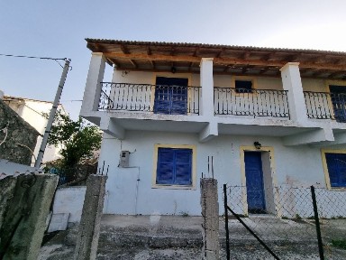 Κτίριο, 223τ. μ.