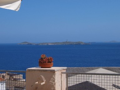 Μονοκατοικία, 400τ. μ.