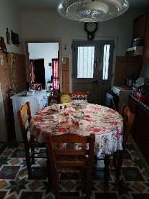 Μονοκατοικία, 110τ. μ.