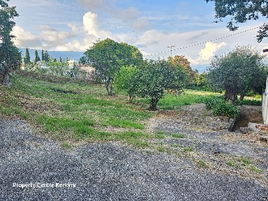 Συγκρότημα διαμερισμάτων, 200τ. μ.