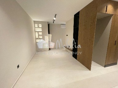 Studio / Γκαρσονιέρα, 33τ. μ.