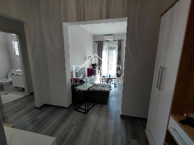Κτίριο, 780τ. μ.
