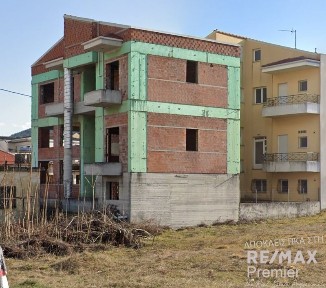 Κτίριο, 318τ. μ.