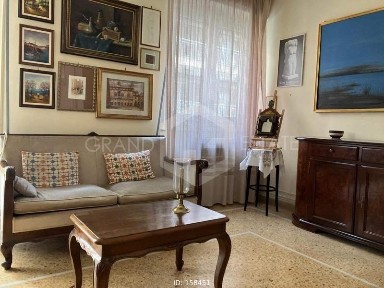 Διαμέρισμα, 105τ. μ.