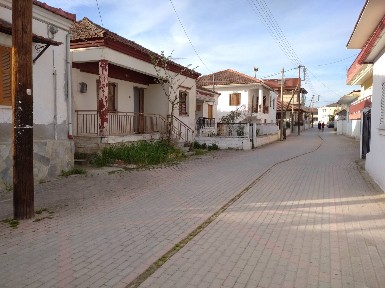 Μονοκατοικία, 60τ. μ.