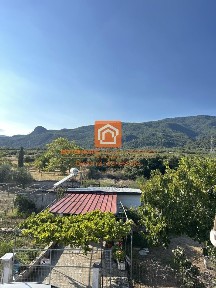 Συγκρότημα διαμερισμάτων, 300τ. μ.