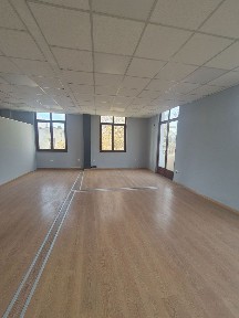 Γραφείο, 200τ. μ.