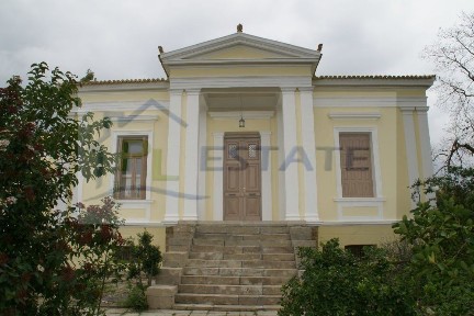 Μονοκατοικία, 450τ. μ.