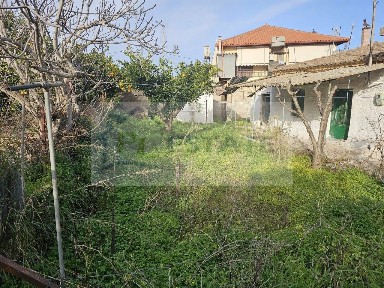 Μονοκατοικία, 100τ. μ.