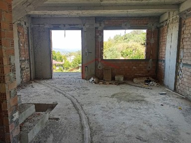 Κτίριο, 210τ. μ.
