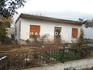 Μονοκατοικία, 102τ. μ.