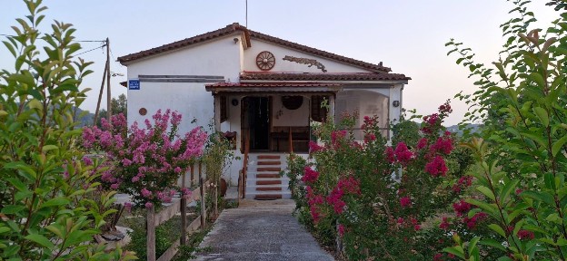 Μονοκατοικία, 72τ. μ.