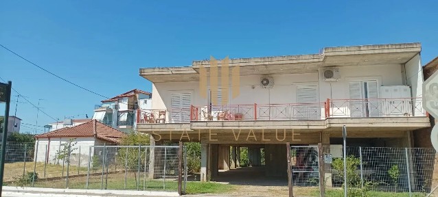 Συγκρότημα διαμερισμάτων, 315τ. μ.