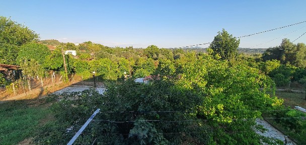 Μονοκατοικία, 100τ. μ.