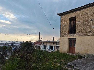 Μονοκατοικία, 170τ. μ.