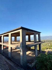 Κτίριο, 266τ. μ.