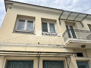 Κτίριο, 258τ. μ.
