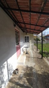 Μονοκατοικία, 48τ. μ.