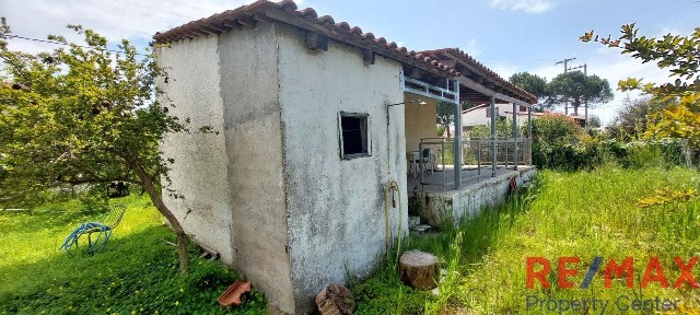Μονοκατοικία, 80τ. μ.