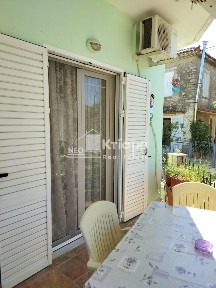 Μονοκατοικία, 75τ. μ.