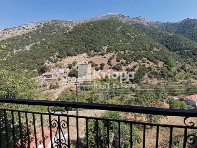 Μονοκατοικία, 100τ. μ.