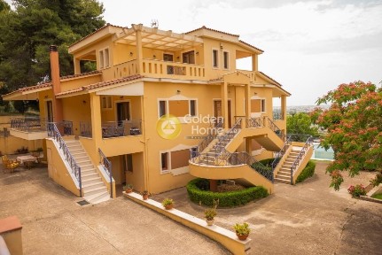 Κτίριο, 380τ. μ.