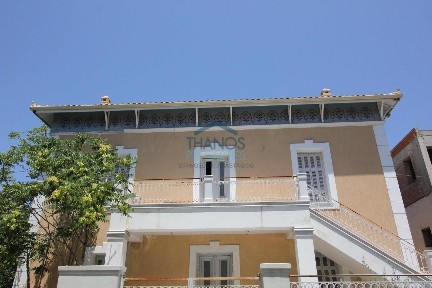 Γραφείο, 550τ. μ.