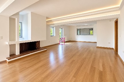 Κάτω Γλυφάδα, Γλυφάδα (Αθήνα - Νότια Προάστια)